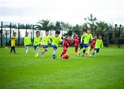 巴朗,戴維斯與伙,伴因膝關節,雪缘园足球比分网,足球赛事比分,足球比赛数据,足球赛事资讯,足球赛事平台