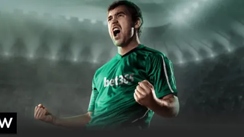 内维尔深度解读：拉莫斯与卡塞米罗美国度假之旅