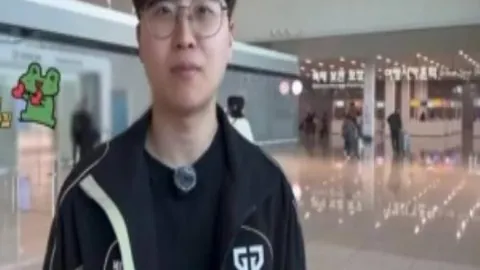 埃爾切2-2战平西班牙人，武磊半场离场，德托马斯双响献关键助攻